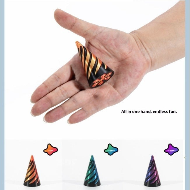 3D Spinning Pyramid Toy - Decompression